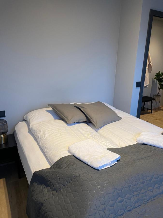 Lovely Apartment With Hot Tub Access Akureyri Exteriör bild